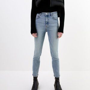Zara Vintage Hi-Rise Skinny Jeans Size 26 (US 2)
